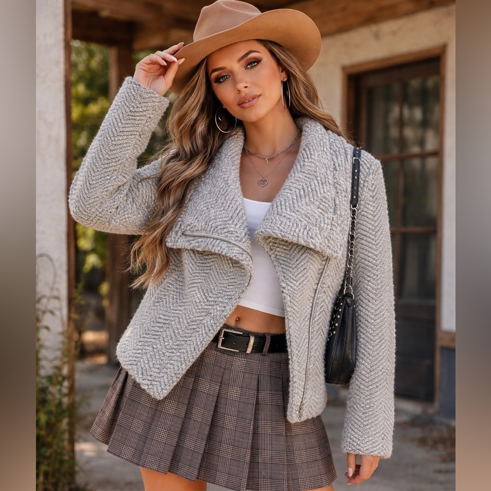 Cupcakes & Cashmere chunky knit moto-style cardigan small